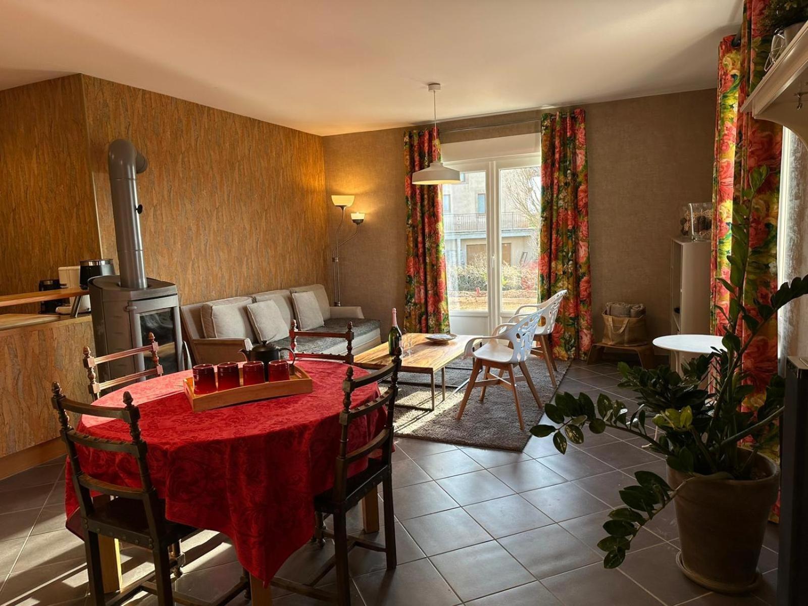 Вілла Le Charme Cernay-les-Reims Екстер'єр фото